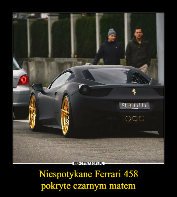 Niespotykane Ferrari 458pokryte czarnym matem –  